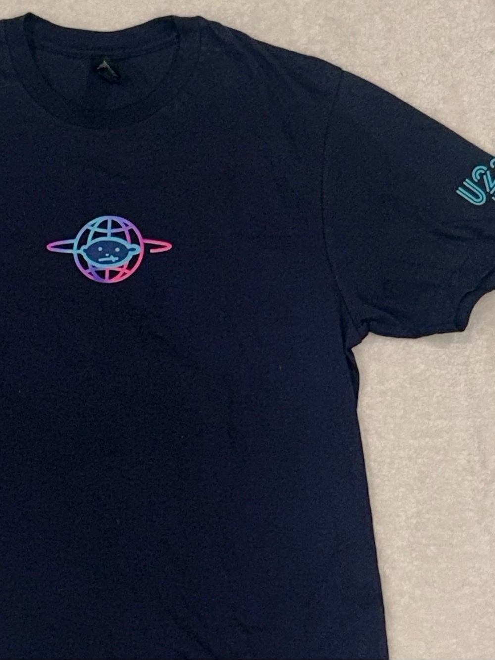 U2 UV Sphere t-shirt navy tee men’s small band music concert collectible